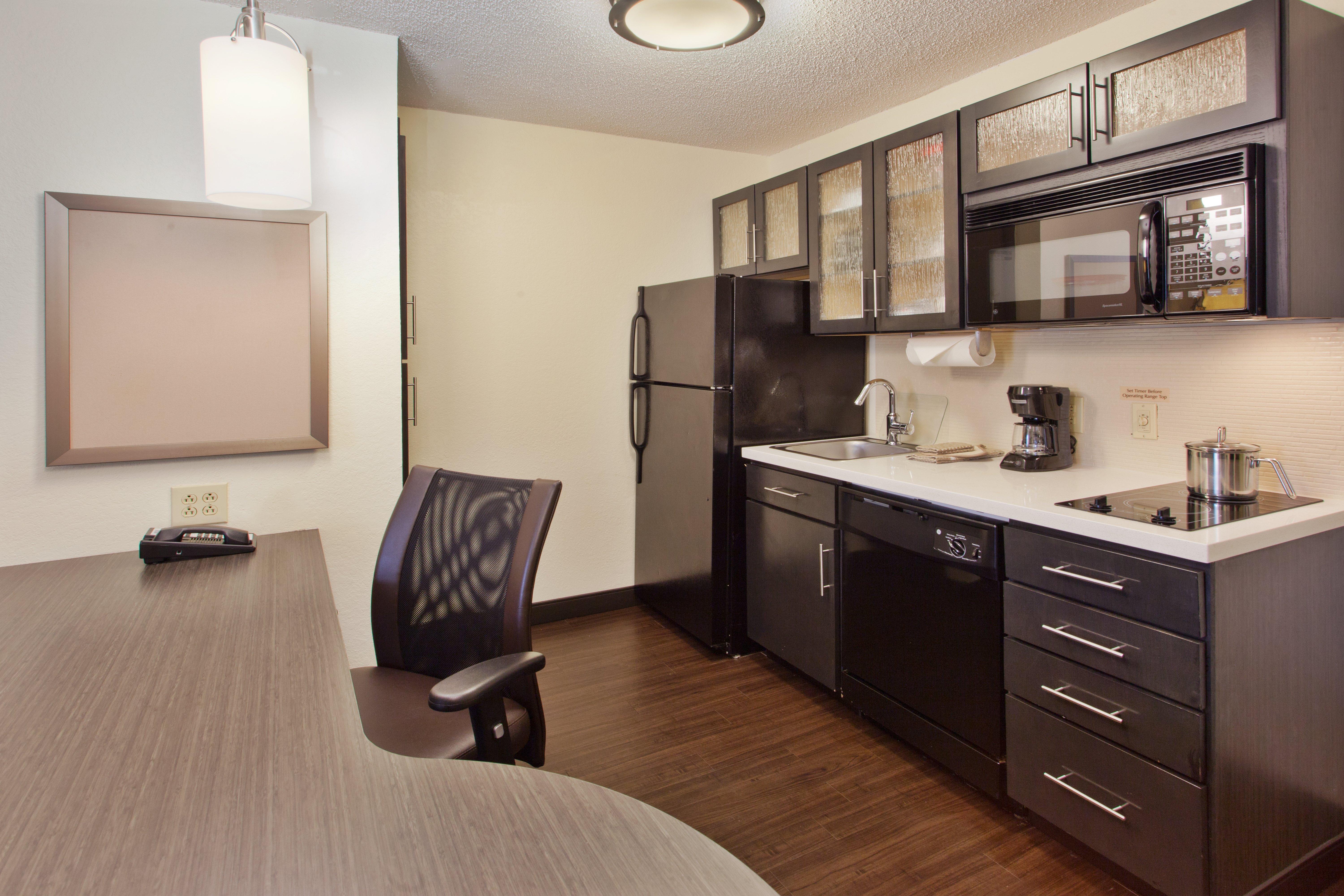 Sonesta Simply Suites Knoxville Exterior foto